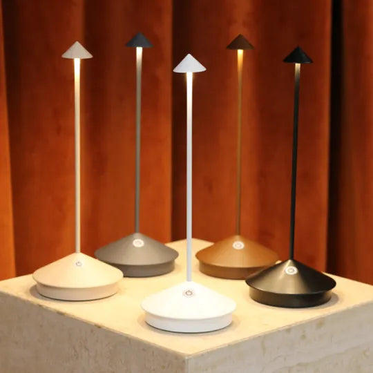 Elegante Waterdichte LED Tafellamp voor Binnen en Buiten