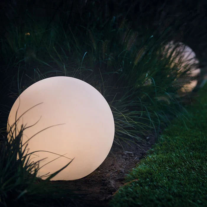 Betoverende LED Sferische Tuinlampen voor Magische Avonden