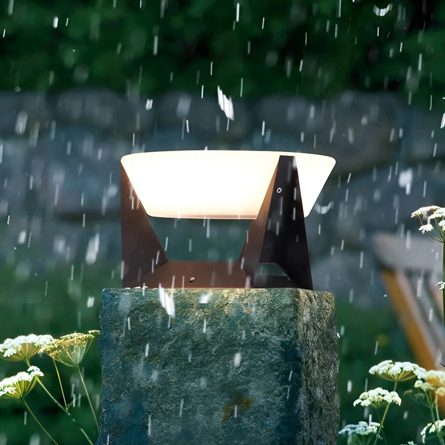 Elegante Zonne Tuinlamp in Japanse Stijl