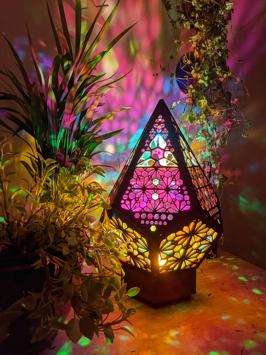 Betoverende Boheemse LED Tafellamp met Sterrenlicht