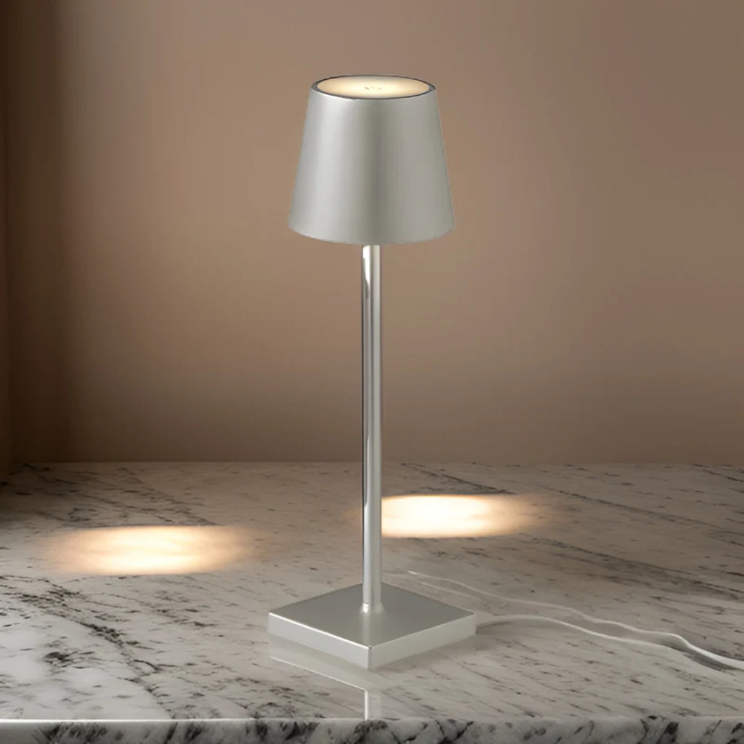 Elegante Draadloze Oplaadbare Tafellamp – Scandinavische Verlichting voor Elke Ruimte