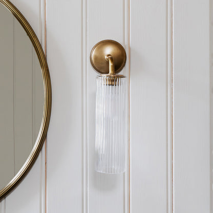 Elegante Massief Messing Wandlamp met Glazen Diffuser